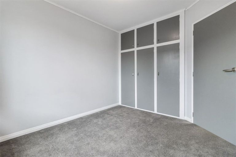 Photo of property in 2/125a Mackenzie Avenue, Woolston, Christchurch, 8023