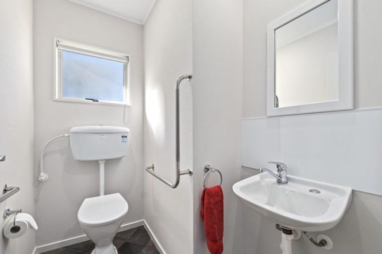 Photo of property in Frankton Court, 32 Mcbride Street, Frankton, Queenstown, 9300