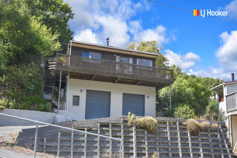 Photo of property in 82 Somerville Street, Andersons Bay, Dunedin, 9013