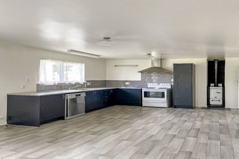 Photo of property in 14 Baird Road, Tokoroa, 3420