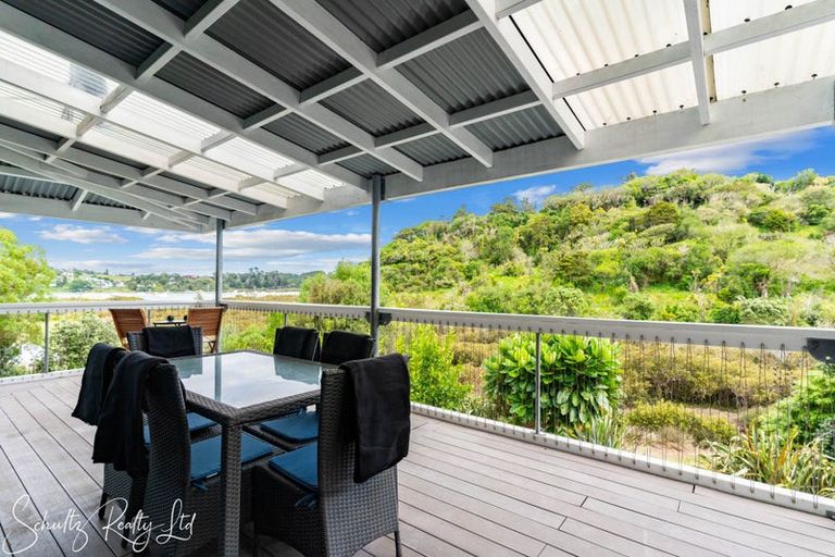 Photo of property in 1122 Whakapirau Road, Whakapirau, Maungaturoto, 0583