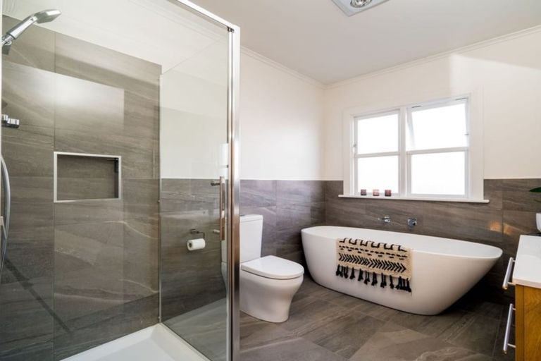 Photo of property in 36 Aberdeen Road, Saint Clair, Dunedin, 9012