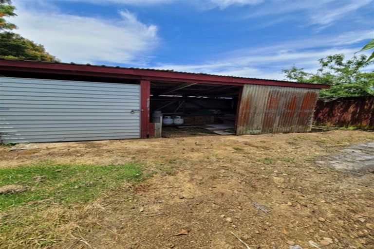 Photo of property in 31 Driver Road, Mangere East, Auckland, 2024