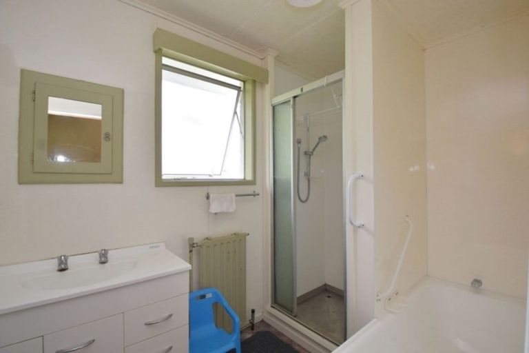 Photo of property in 55 West Plains Road, Waikiwi, Invercargill, 9810