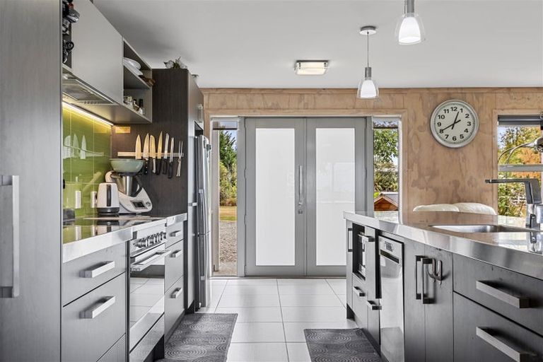 Photo of property in 27 Loburn Whiterock Road, Loburn, Rangiora, 7472