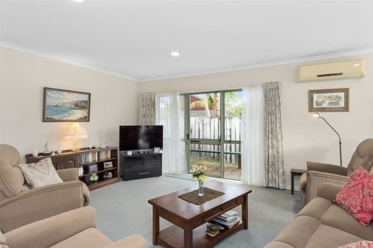 Photo of property in 11 Halesia Place, Mount Maunganui, 3116