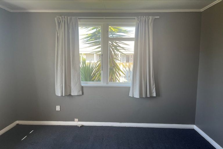 Photo of property in 3 Matai Place, Otaki, 5512