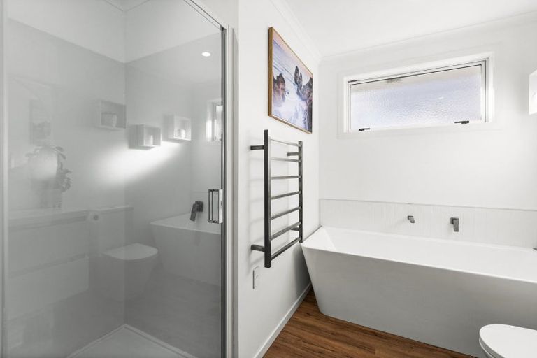 Photo of property in 19 Frickleton Street, Taradale, Napier, 4112