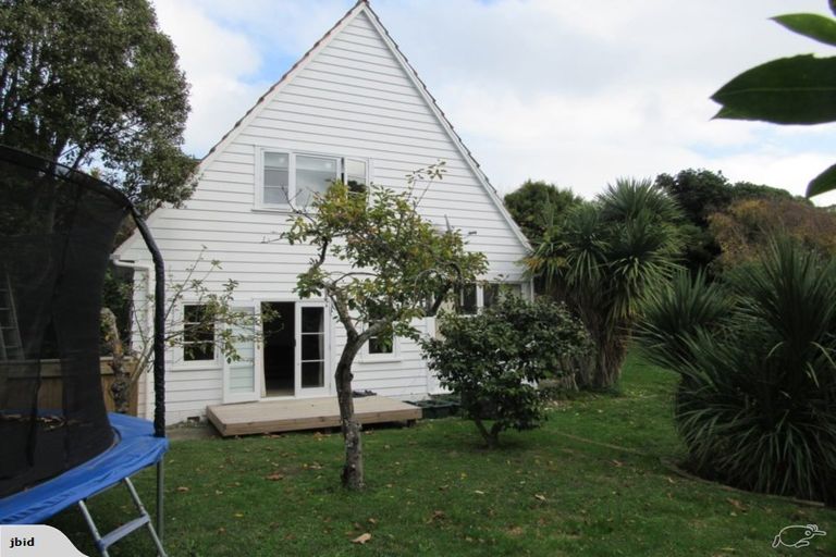 Photo of property in 404 Muritai Road, Eastbourne, Lower Hutt, 5013