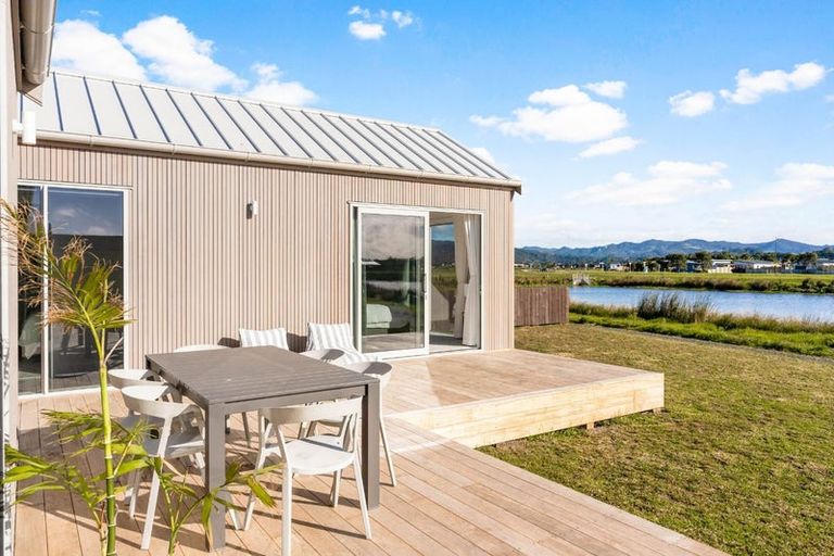 Photo of property in 218 Hamiora Street, Matarangi, 3592