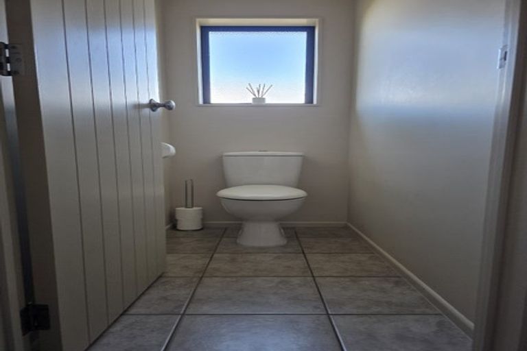 Photo of property in 10 Great West Road, Matipo Heights, Rotorua, 3015