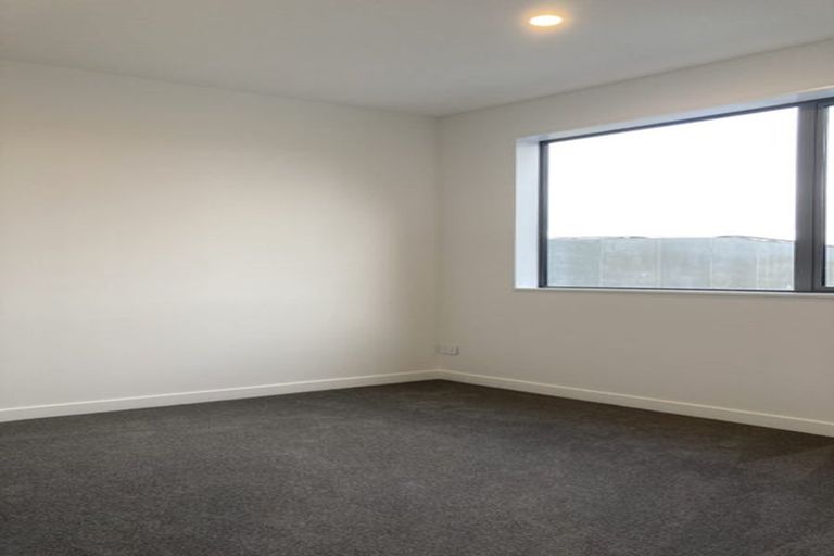 Photo of property in 25 John Street, Stokes Valley, Lower Hutt, 5019