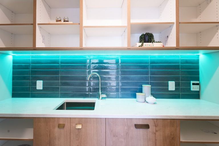 Photo of property in 69 Atherton Terrace, Churton Park, 6037