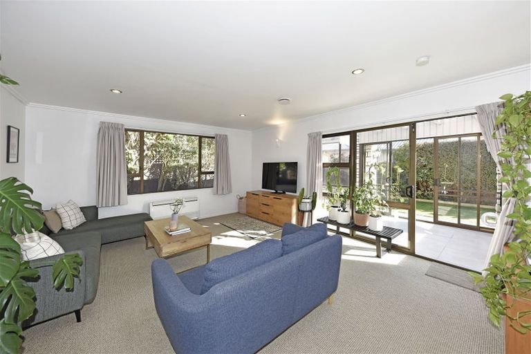 Photo of property in 35a Dormer Street, Papanui, Christchurch, 8053