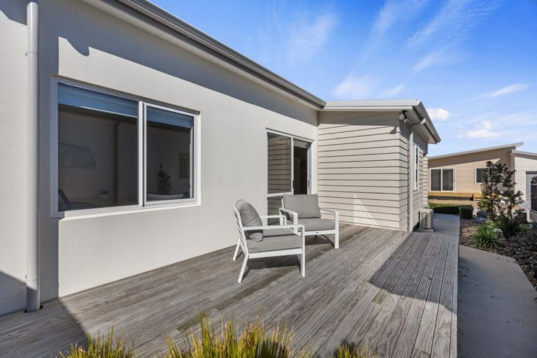 Photo of property in 73 Riley Crescent, Papamoa Beach, 3118