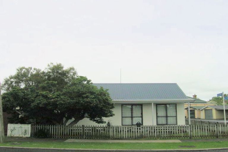 Photo of property in 1b Corbett Street, Paeroa, 3600