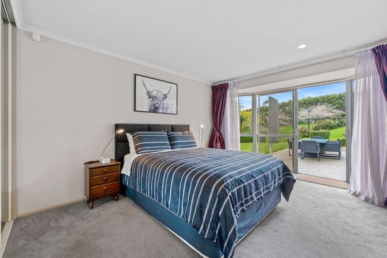 Photo of property in 175 Oraha Road, Kumeu, 0892