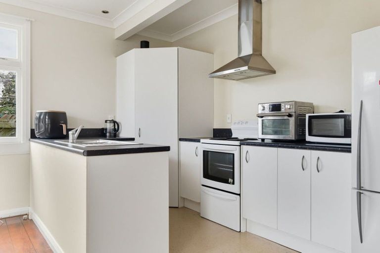 Photo of property in 104 Ferguson Street, West End, Palmerston North, 4412