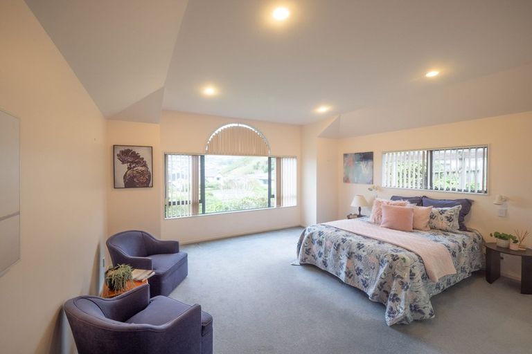 Photo of property in 1 Radstock Grove, Churton Park, Wellington, 6037