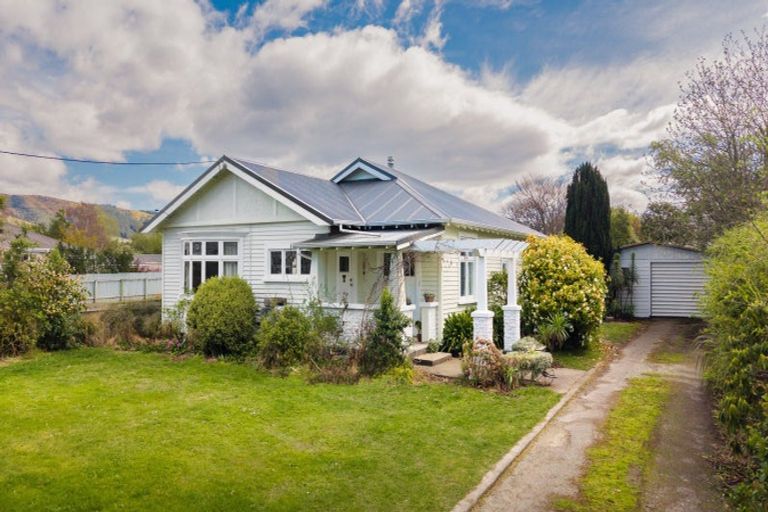 Photo of property in 4 Belt Street, Waimate, 7924