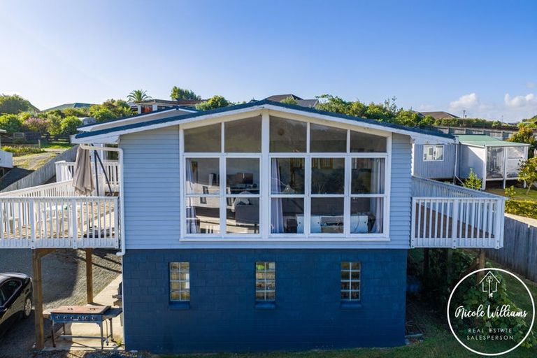 Photo of property in 5 Hebe Lane, Maungaturoto, 0520