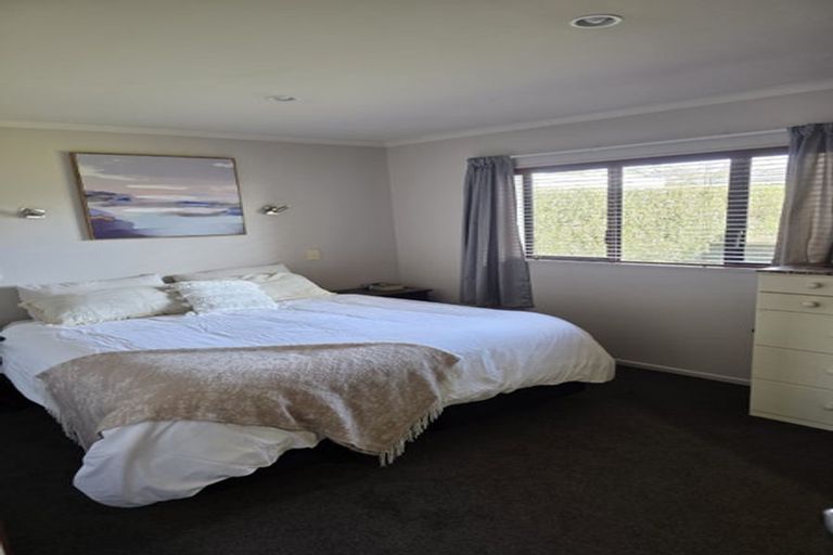 Photo of property in 10 Great West Road, Matipo Heights, Rotorua, 3015