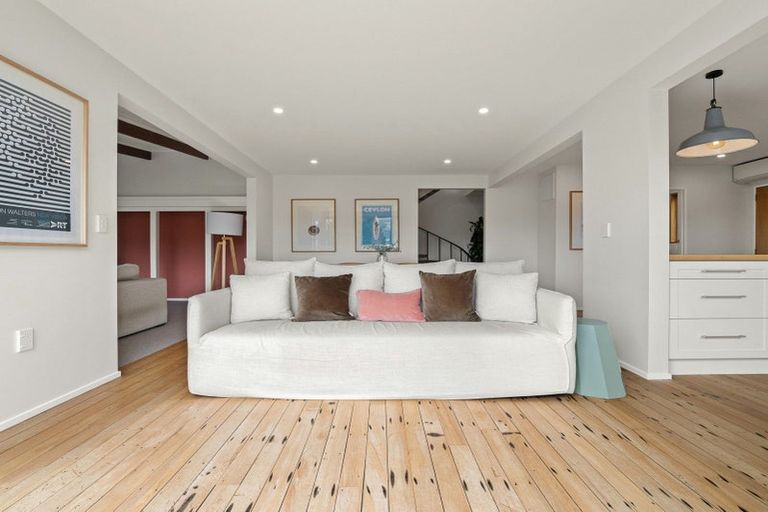 Photo of property in 18 Marion Street, Macandrew Bay, Dunedin, 9014