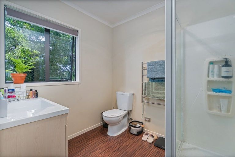 Photo of property in 4 Tarapatiki Drive, Whitianga, 3510