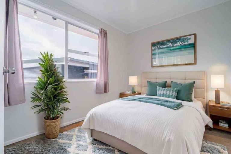 Photo of property in 15 Burndale Terrace, Manurewa, Auckland, 2102