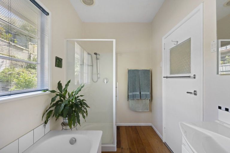 Photo of property in 20 Thompson Road, Bluff Hill, Napier, 4110