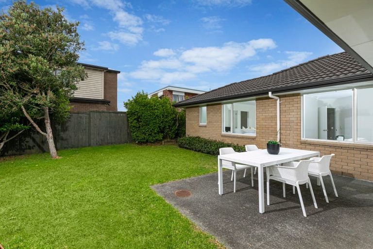 Photo of property in 9 Bonny Crescent, Massey, Auckland, 0614