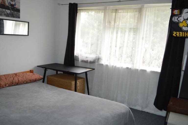 Photo of property in 27 Natone Street, Waitangirua, Porirua, 5024