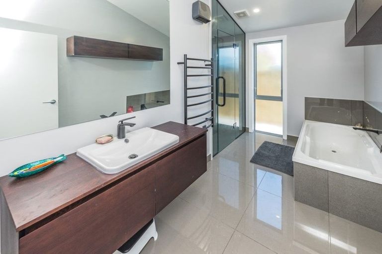 Photo of property in 3 Kamahi Street, Castlecliff, Whanganui, 4501