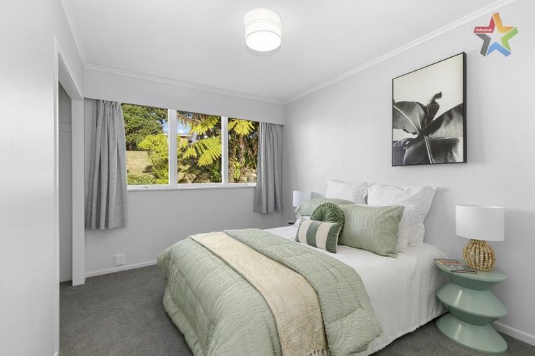 Photo of property in 84 Holborn Drive, Stokes Valley, Lower Hutt, 5019