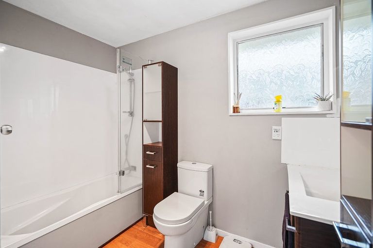 Photo of property in 7 Mckellar Place, Hornby, Christchurch, 8042