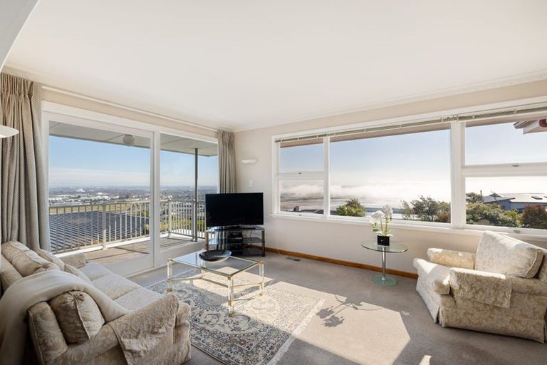 Photo of property in 8 Michael Avenue, Mount Pleasant, Christchurch, 8081