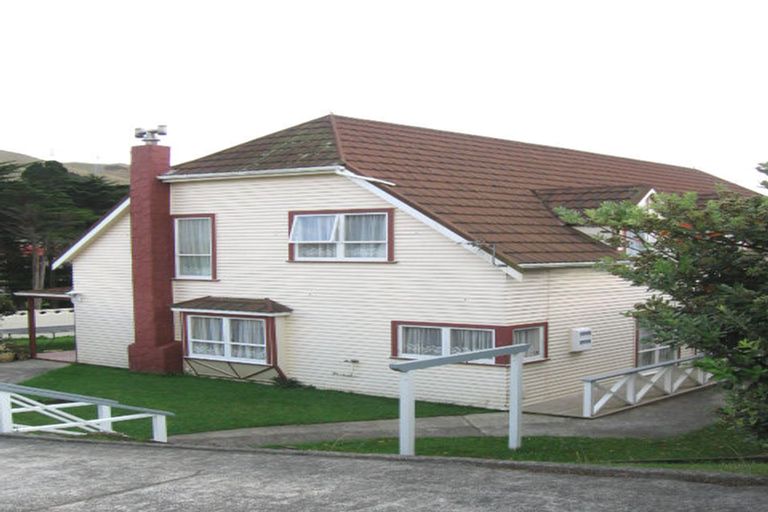 Photo of property in 6a Orange Grove, Churton Park, Wellington, 6037