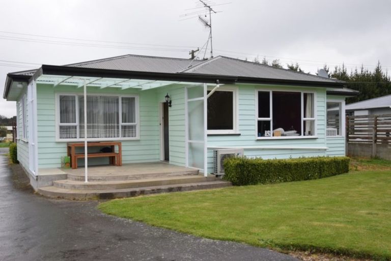 Photo of property in 64 Moore Road, Lorneville, Invercargill, 9874
