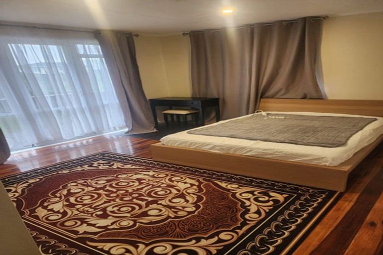 Photo of property in 6 Chadwick Crescent, Mangere East, Auckland, 2024