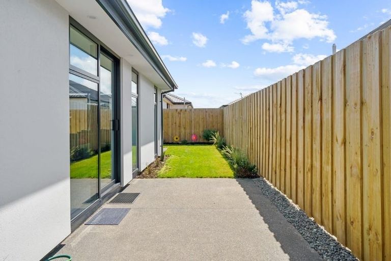 Photo of property in 7 Borthwick Street, Belfast, Christchurch, 8051