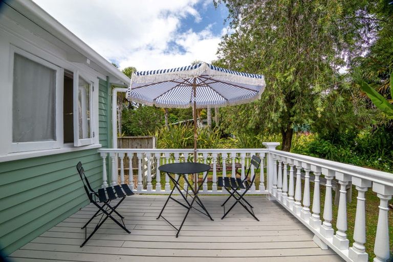 Photo of property in 30 Florance Avenue, Russell, 0202