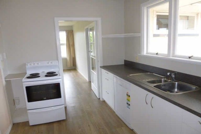 Photo of property in 23a Coniston Avenue, Te Atatu South, Auckland, 0610