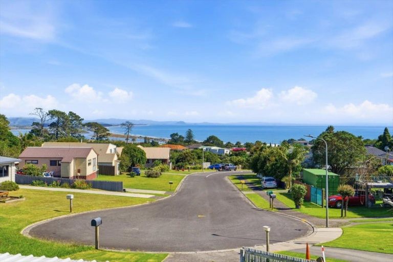 Photo of property in 21 Whenuariri Place, Maketu, Te Puke, 3189