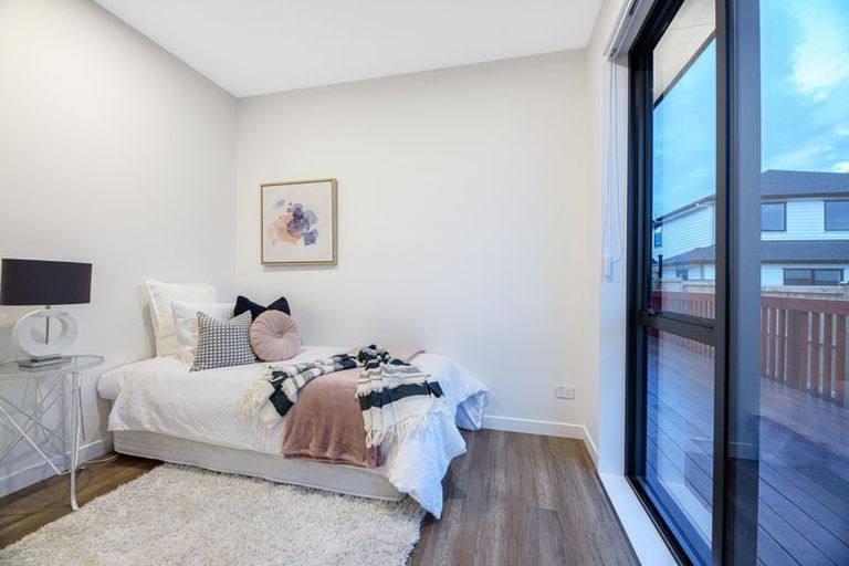 Photo of property in 49 Kewa Road, Albany Heights, Auckland, 0632