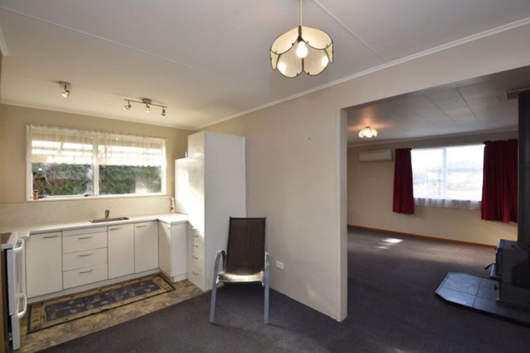 Photo of property in 21 Ottrey Street, Clifton, Invercargill, 9812