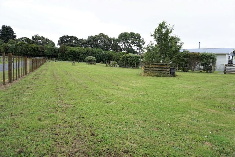 Photo of property in 197 Takapu Road, Manakau, Levin, 5573