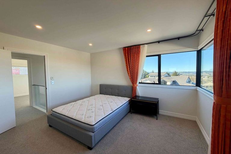 Photo of property in 34 Aldon Lane, Totara Park, Auckland, 2105