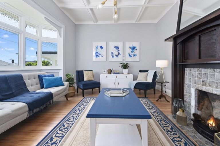 Photo of property in 11 Empire Road, Devonport, Auckland, 0624