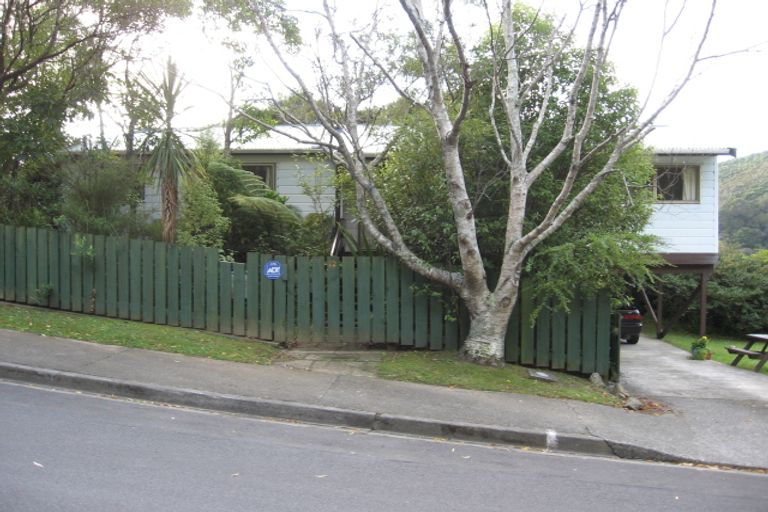 Photo of property in 12 Kerkwall Drive, Naenae, Lower Hutt, 5011