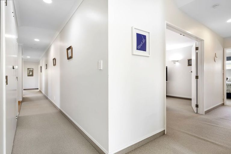 Photo of property in 9 Gresham Place, Taradale, Napier, 4112